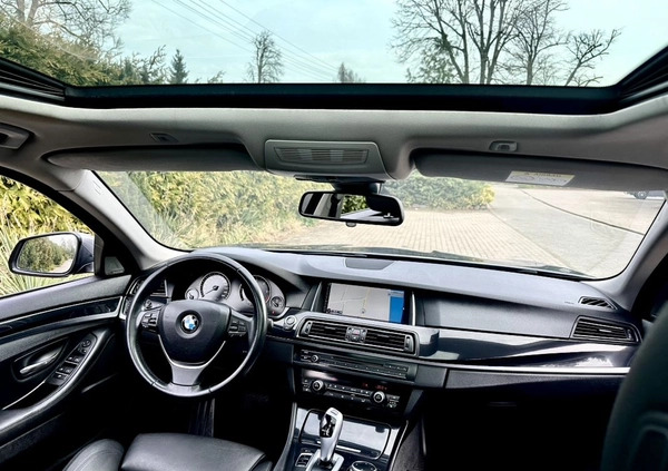 BMW Seria 5 cena 73900 przebieg: 198762, rok produkcji 2016 z Zwoleń małe 781